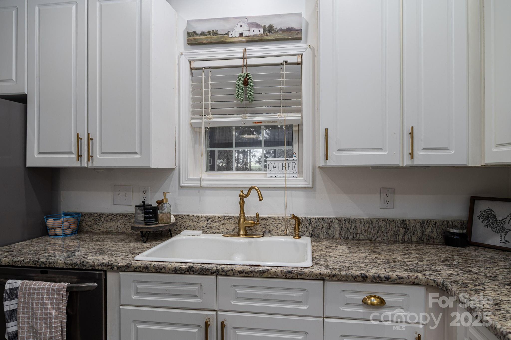1575 Lewis Farm Road Kings Mountain NC 28086