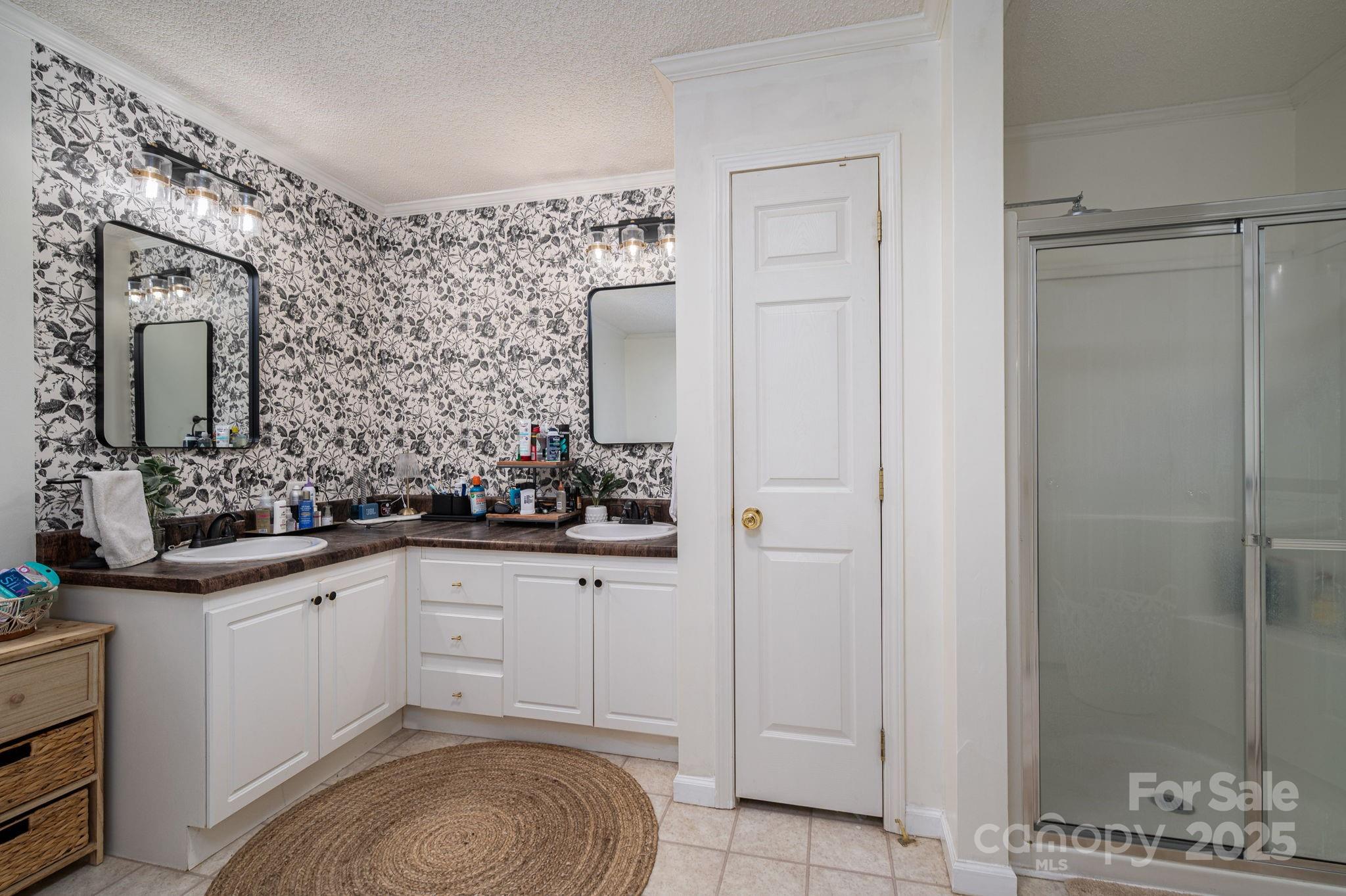 1575 Lewis Farm Road Kings Mountain NC 28086