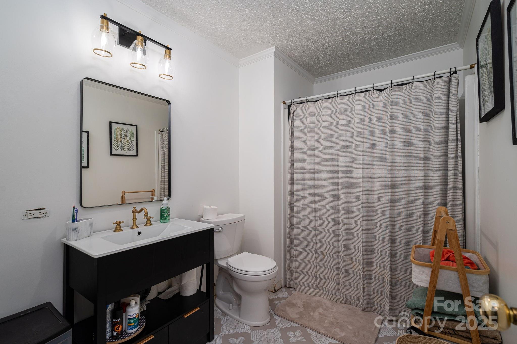 1575 Lewis Farm Road Kings Mountain NC 28086