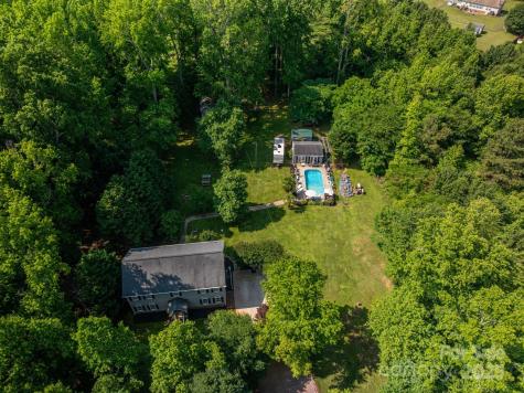 1575 Lewis Farm Road Kings Mountain NC 28086