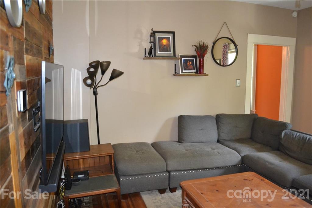 116 Hanover Street Asheville NC 28806