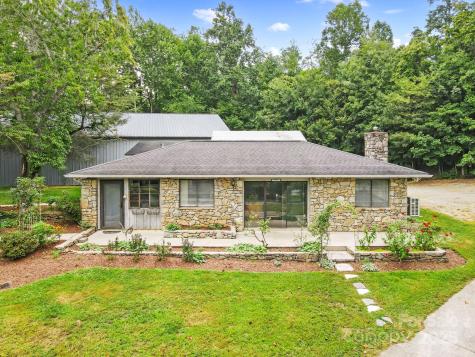7741 Brevard Road Etowah NC 28729
