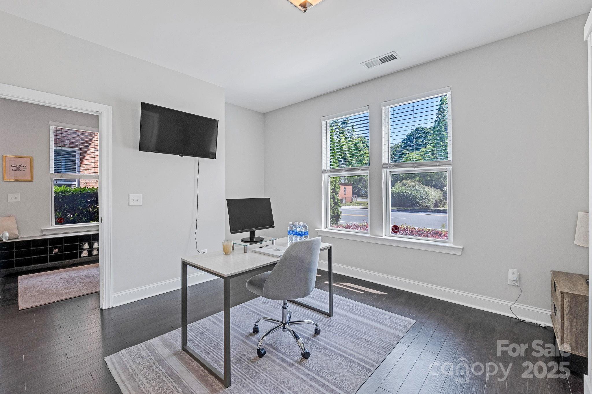 2551 Statesville Avenue Charlotte NC 28206