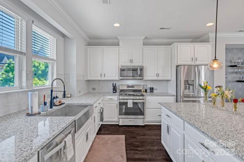 2551 Statesville Avenue Charlotte NC 28206