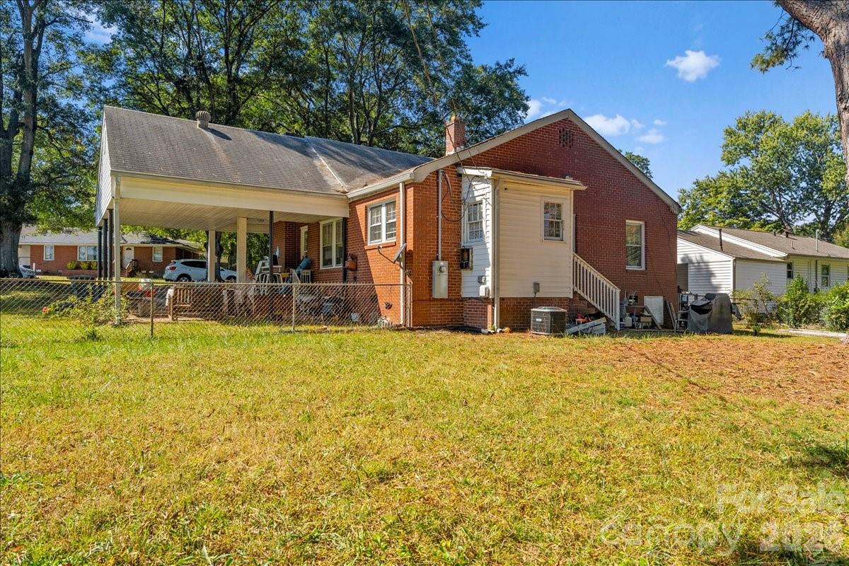 1222 E Park Drive Gastonia NC 28054