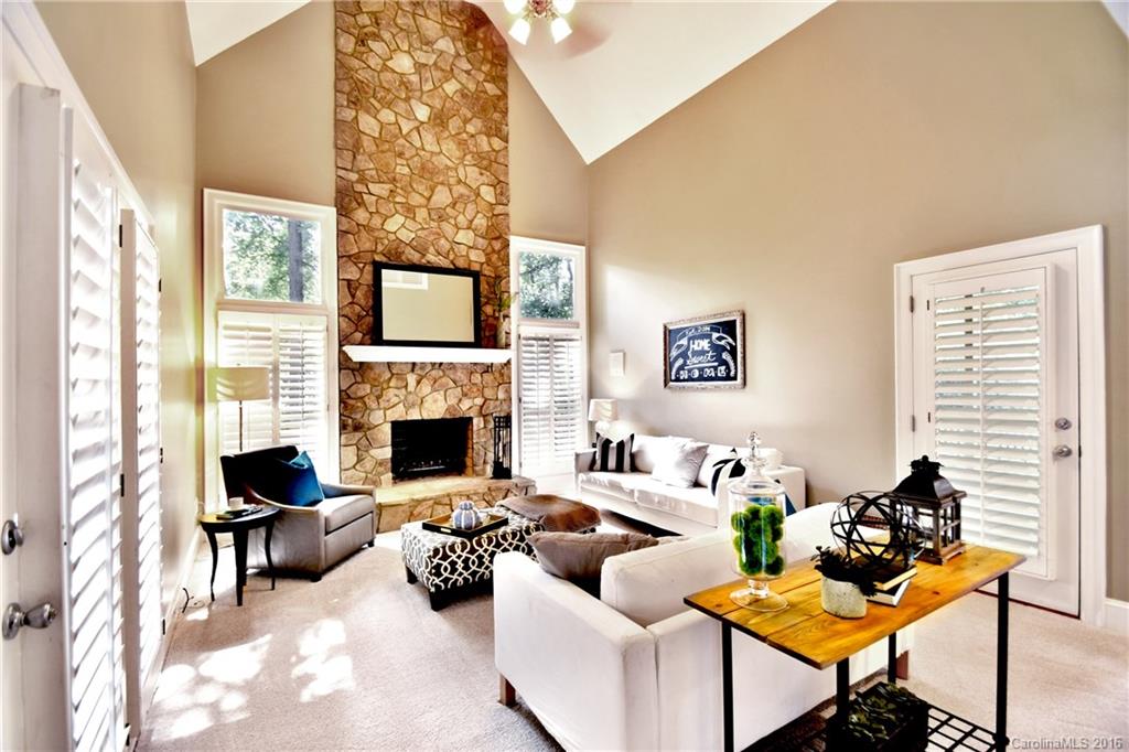 5806 Cary Ridge Drive Charlotte NC 28277