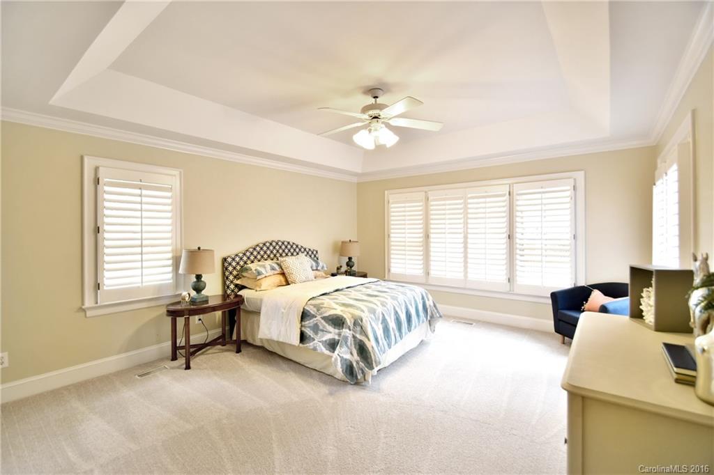 5806 Cary Ridge Drive Charlotte NC 28277