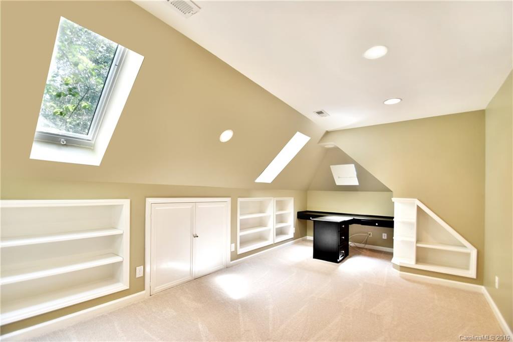 5806 Cary Ridge Drive Charlotte NC 28277