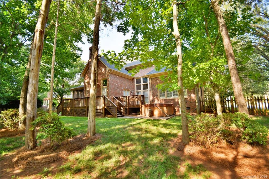 5806 Cary Ridge Drive Charlotte NC 28277