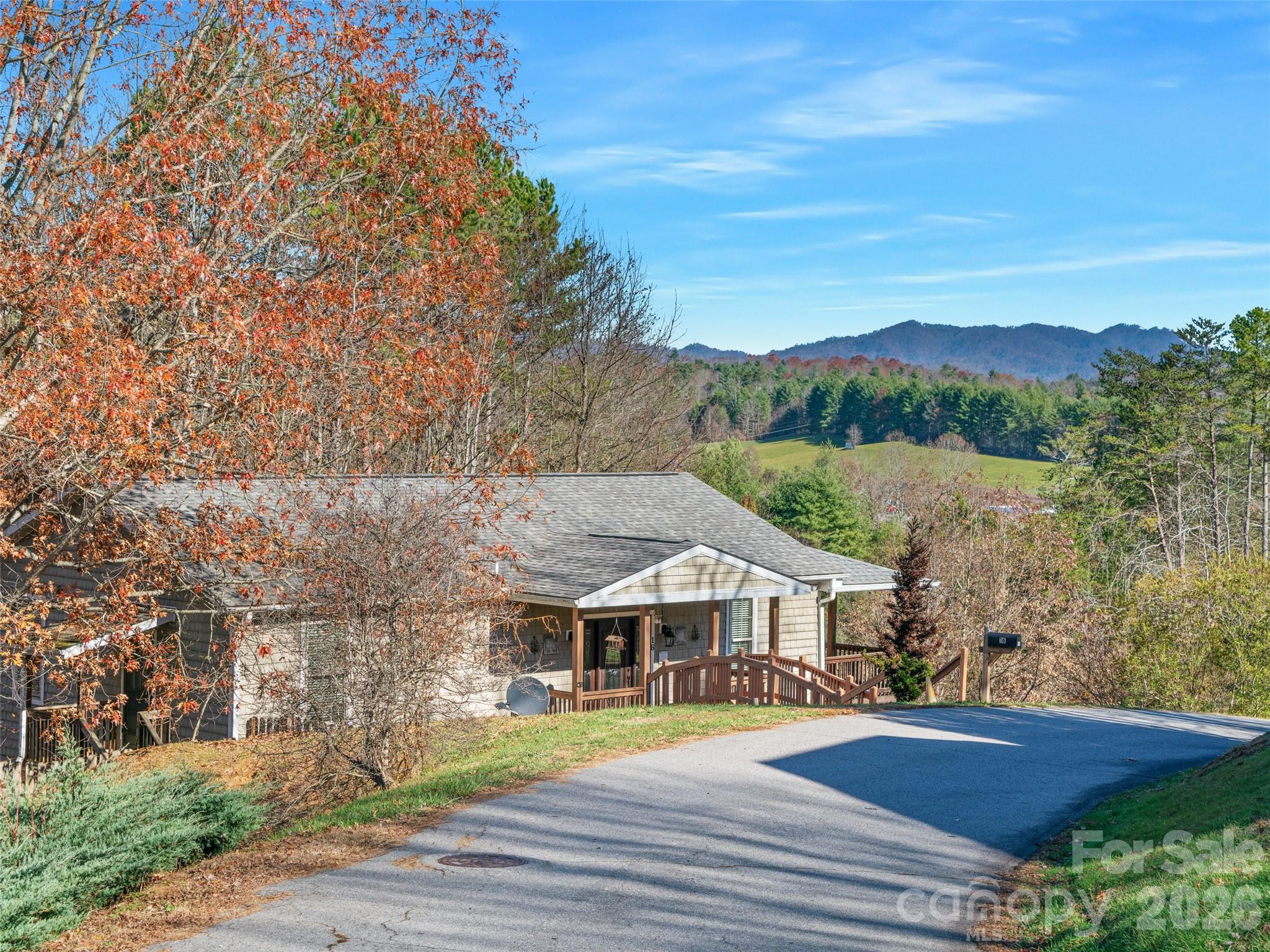 16 Sunny Lane Mars Hill NC 28754
