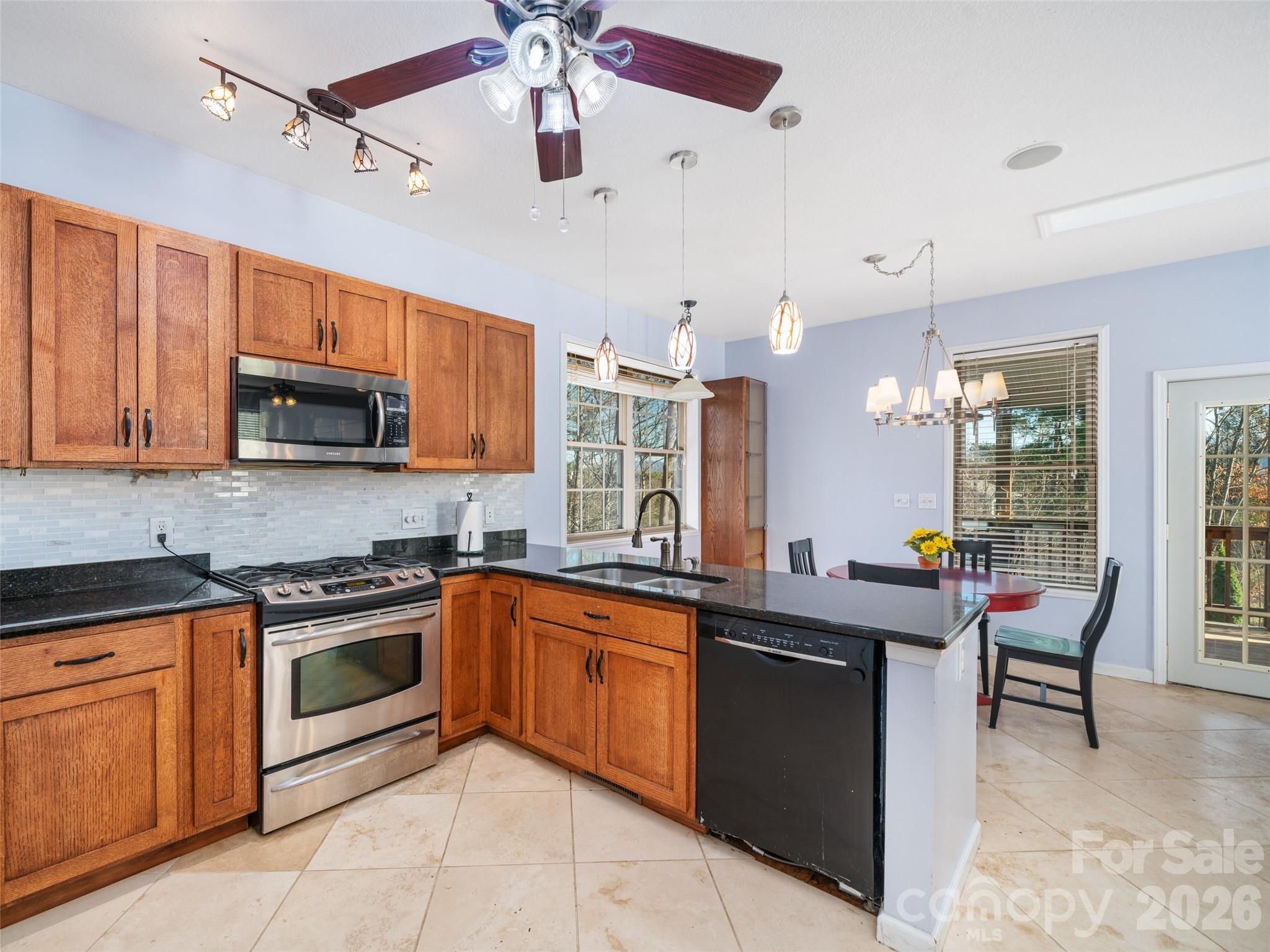 16 Sunny Lane Mars Hill NC 28754