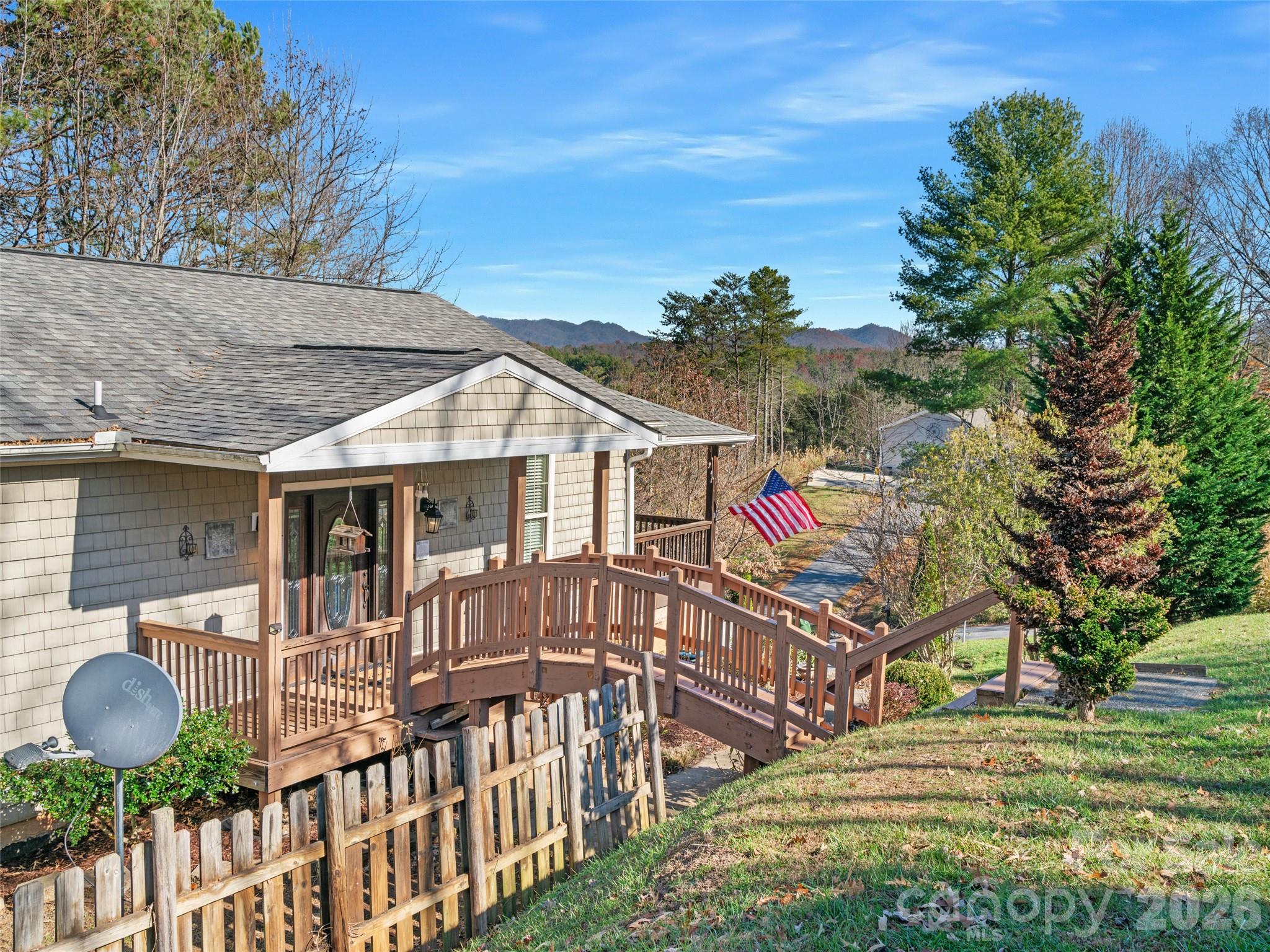 16 Sunny Lane Mars Hill NC 28754