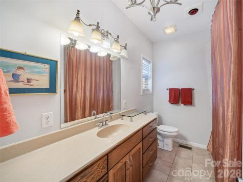 16 Sunny Lane Mars Hill NC 28754