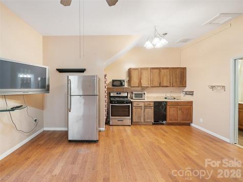 16 Sunny Lane Mars Hill NC 28754