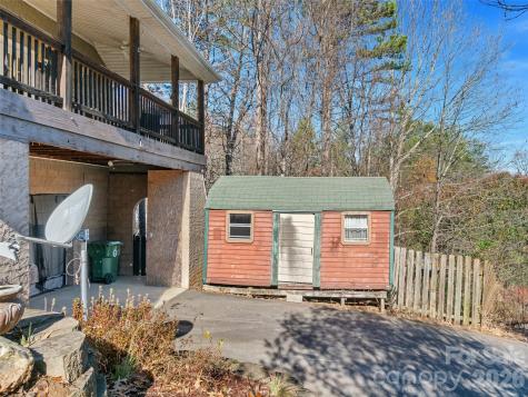 16 Sunny Lane Mars Hill NC 28754