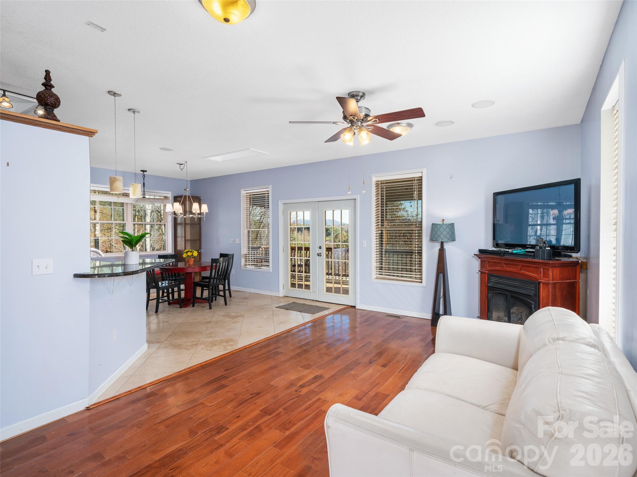 16 Sunny Lane Mars Hill NC 28754