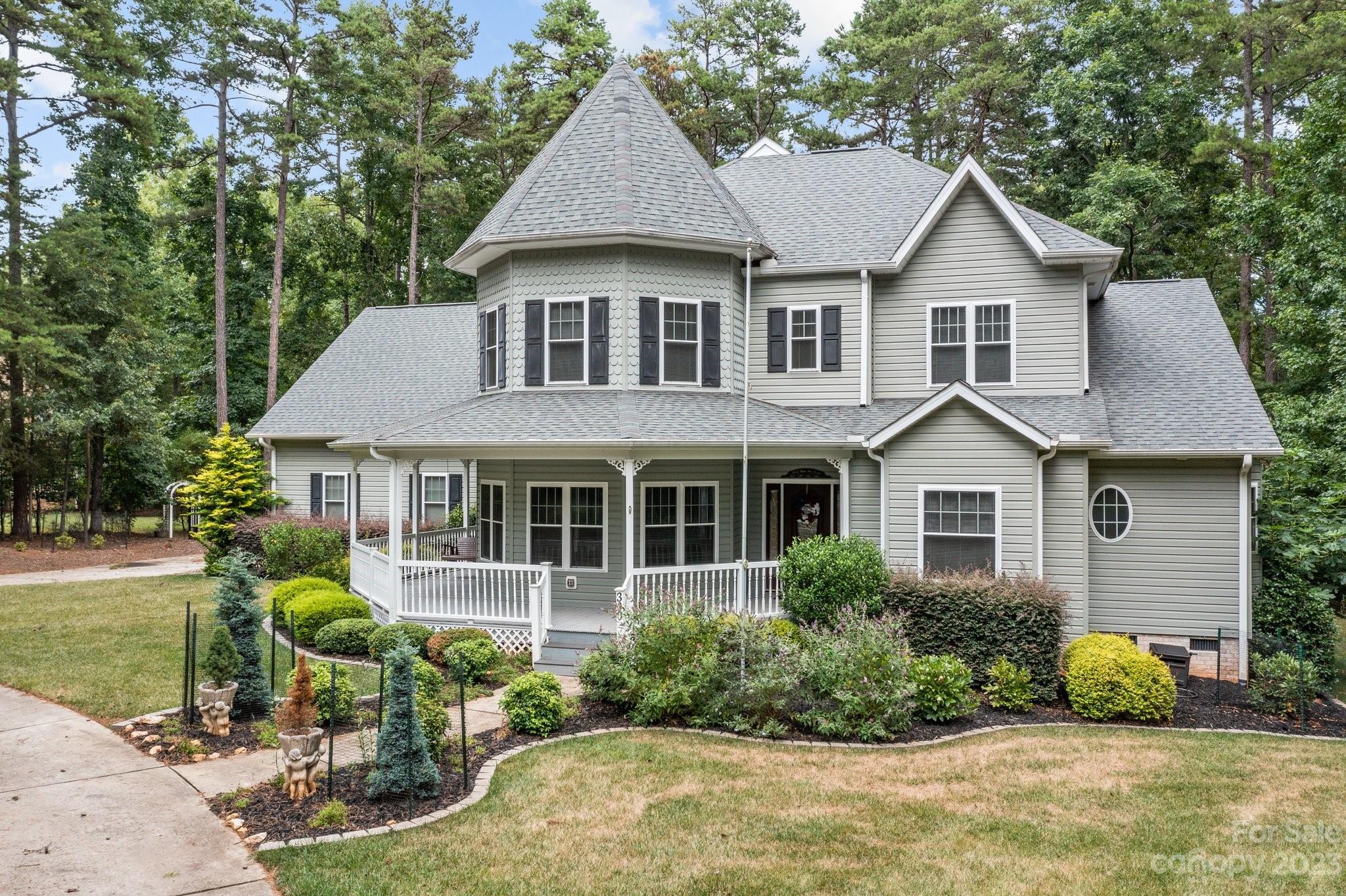 300 Spinnaker Court Lexington NC 27292