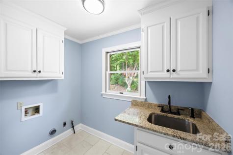 813 Rothmoor Drive Concord NC 28025