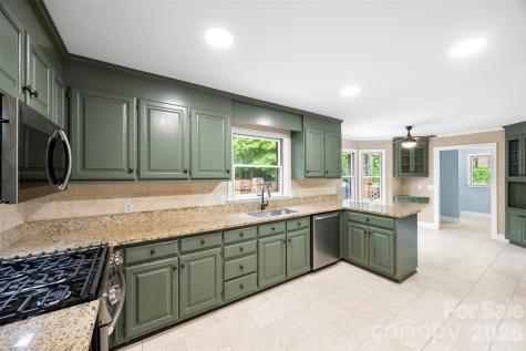 813 Rothmoor Drive Concord NC 28025