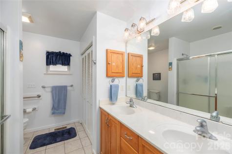 57 Gloria Way Waynesville NC 28785