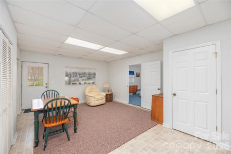 57 Gloria Way Waynesville NC 28785