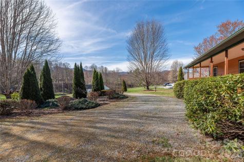 57 Gloria Way Waynesville NC 28785