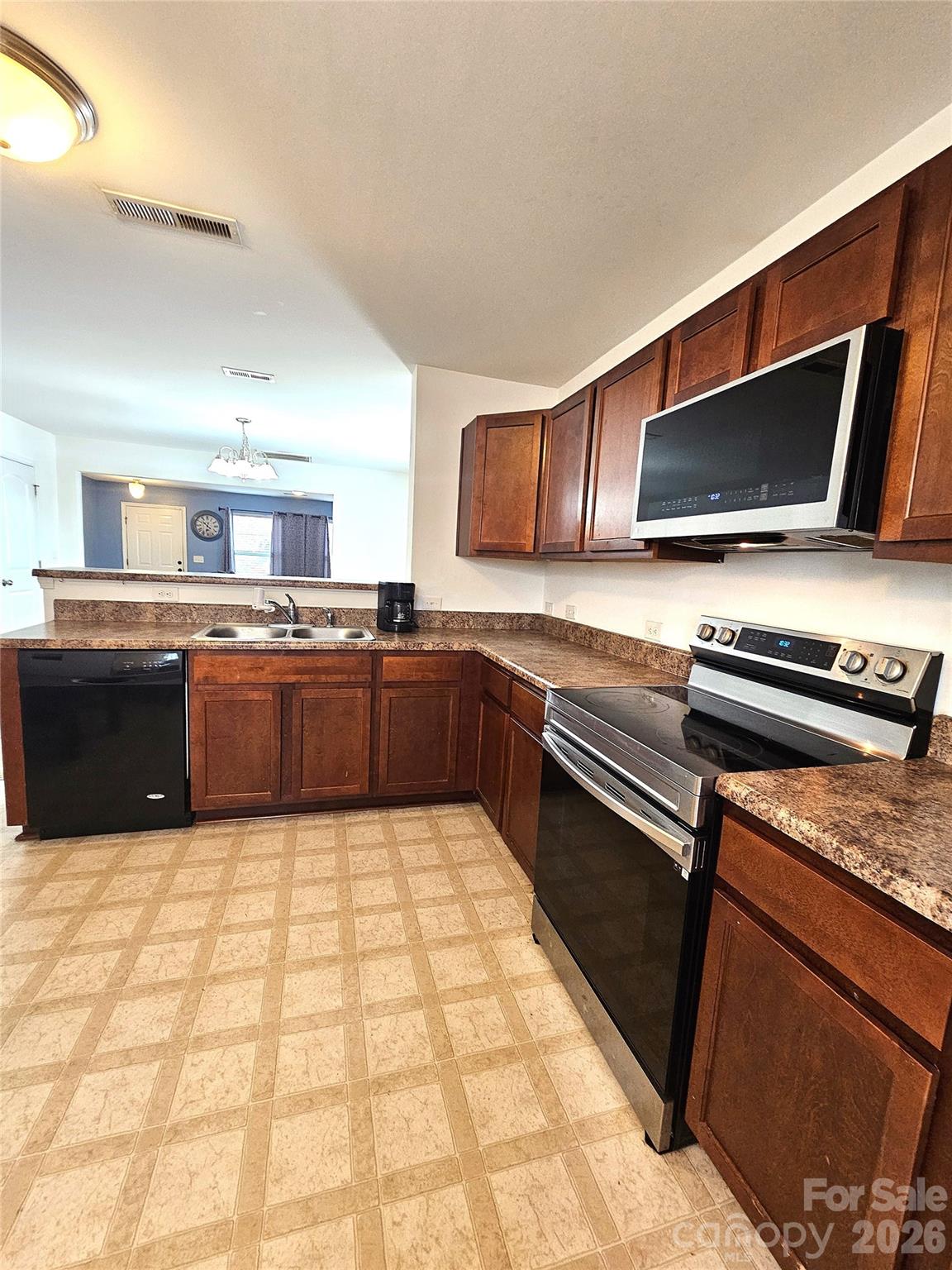 10703 Derryrush Drive Charlotte NC 28213