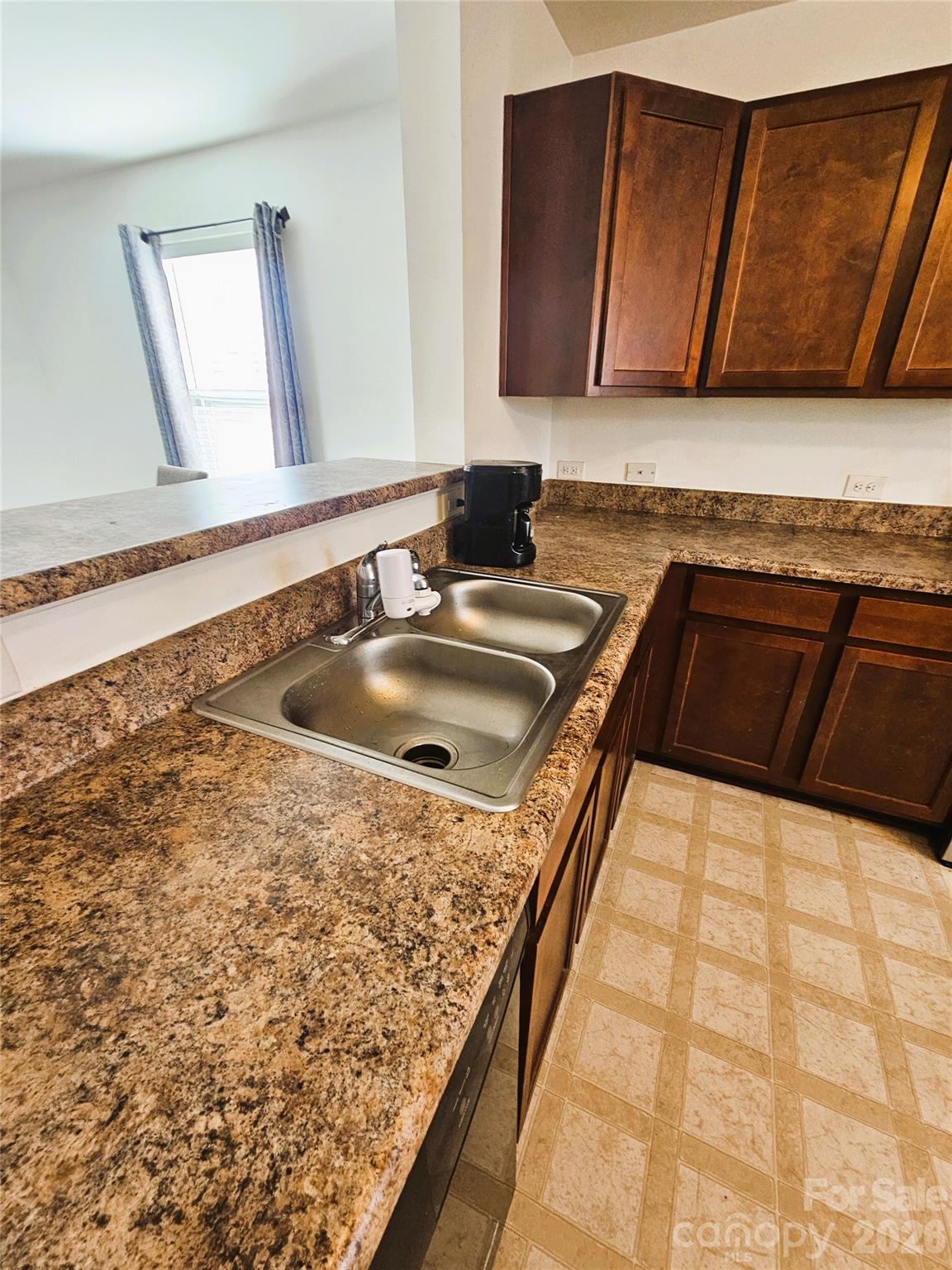 10703 Derryrush Drive Charlotte NC 28213