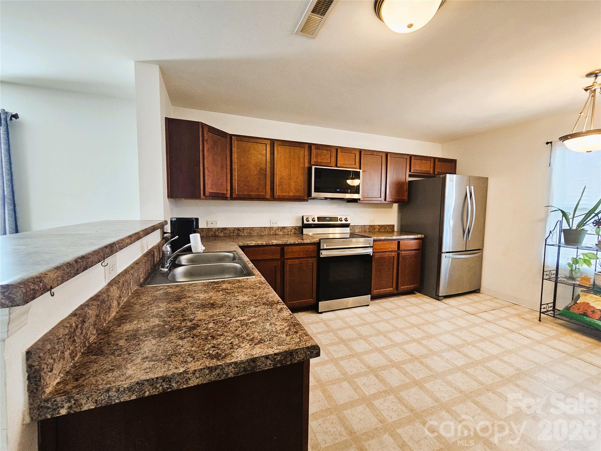 10703 Derryrush Drive Charlotte NC 28213