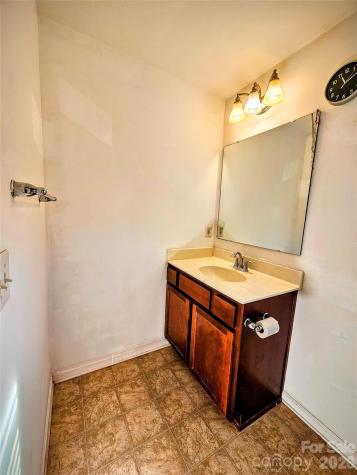 10703 Derryrush Drive Charlotte NC 28213