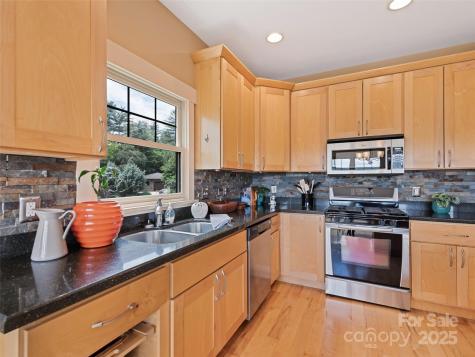 32 Grandview Drive Asheville NC 28806