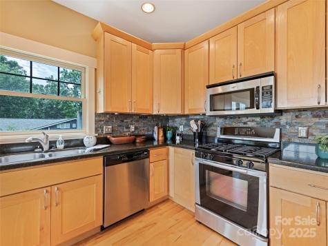 32 Grandview Drive Asheville NC 28806