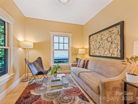 32 Grandview Drive Asheville NC 28806