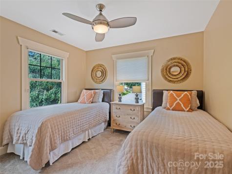 32 Grandview Drive Asheville NC 28806