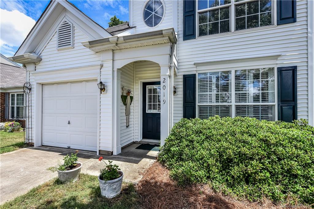 2019 Mckenzie Creek Drive Charlotte NC 28270