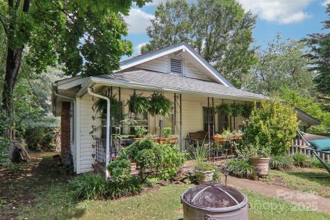 68 1/2 Nevada Avenue Asheville NC 28806