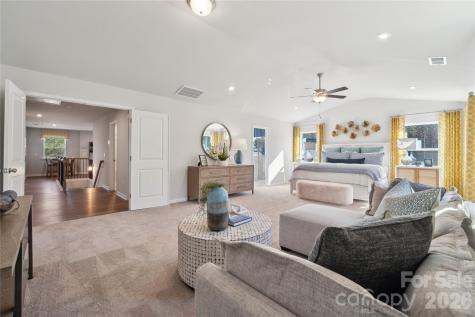 108 Coronado Avenue Matthews NC 28104