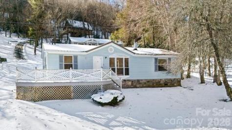 111 Oxford Lane Blowing Rock NC 28605