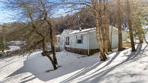 111 Oxford Lane Blowing Rock NC 28605