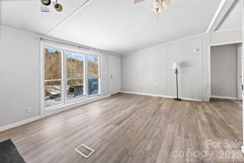 111 Oxford Lane Blowing Rock NC 28605