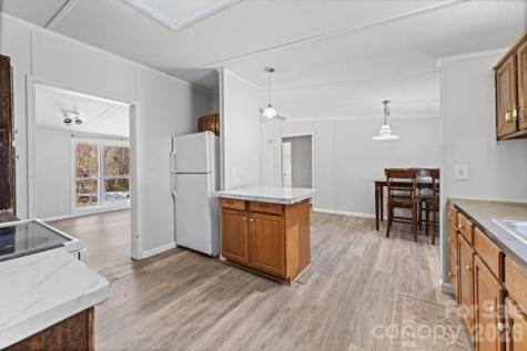 111 Oxford Lane Blowing Rock NC 28605