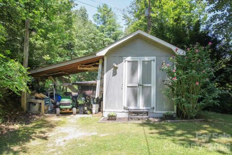 146 W Stecoah Heights Robbinsville NC 28771