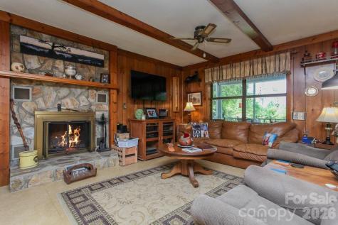 146 W Stecoah Heights Robbinsville NC 28771