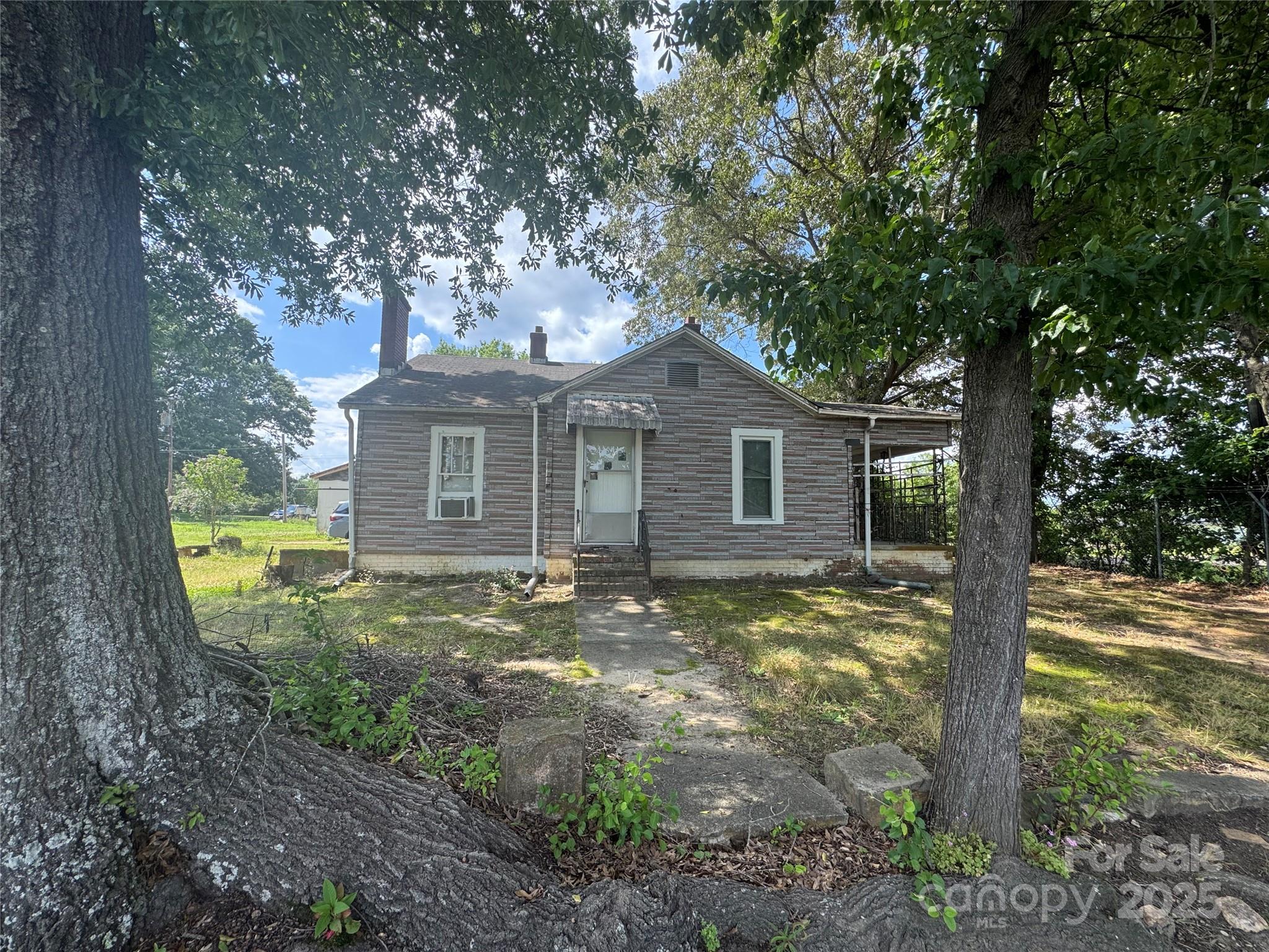 3764 2nd Avenue SW Hickory NC 28602