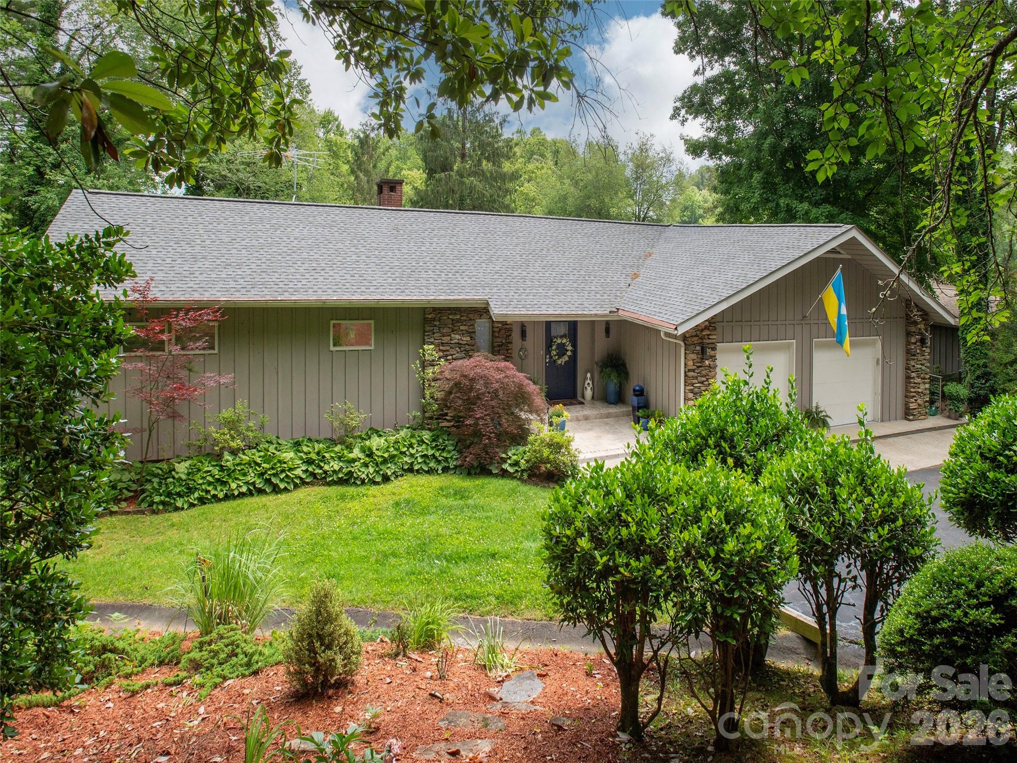 30 W Fairway Drive Etowah NC 28729