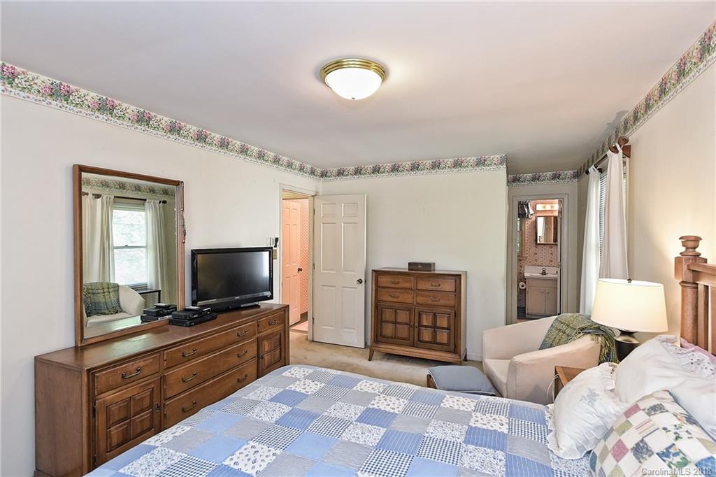 5158 Red Cedar Lane Charlotte NC 28226