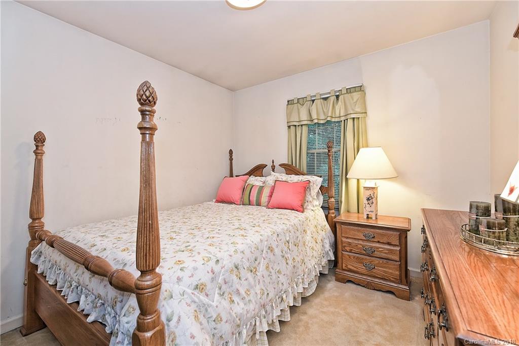 5158 Red Cedar Lane Charlotte NC 28226