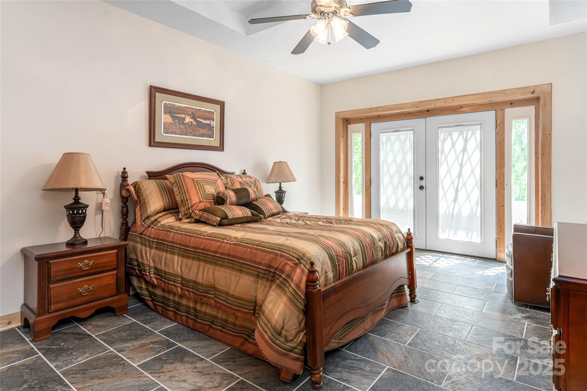 2117 Deep Woods Drive Hendersonville NC 28739