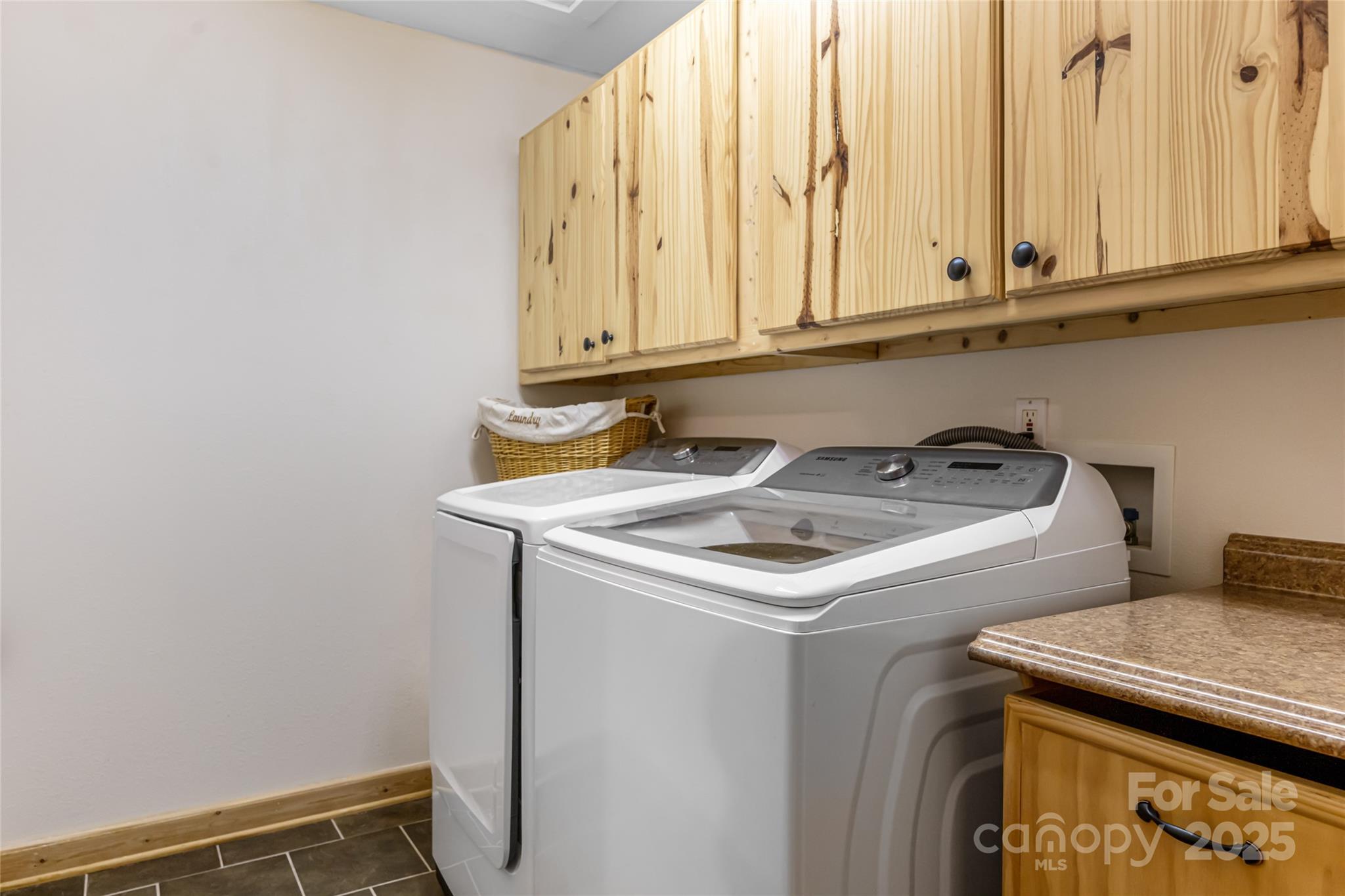 2117 Deep Woods Drive Hendersonville NC 28739