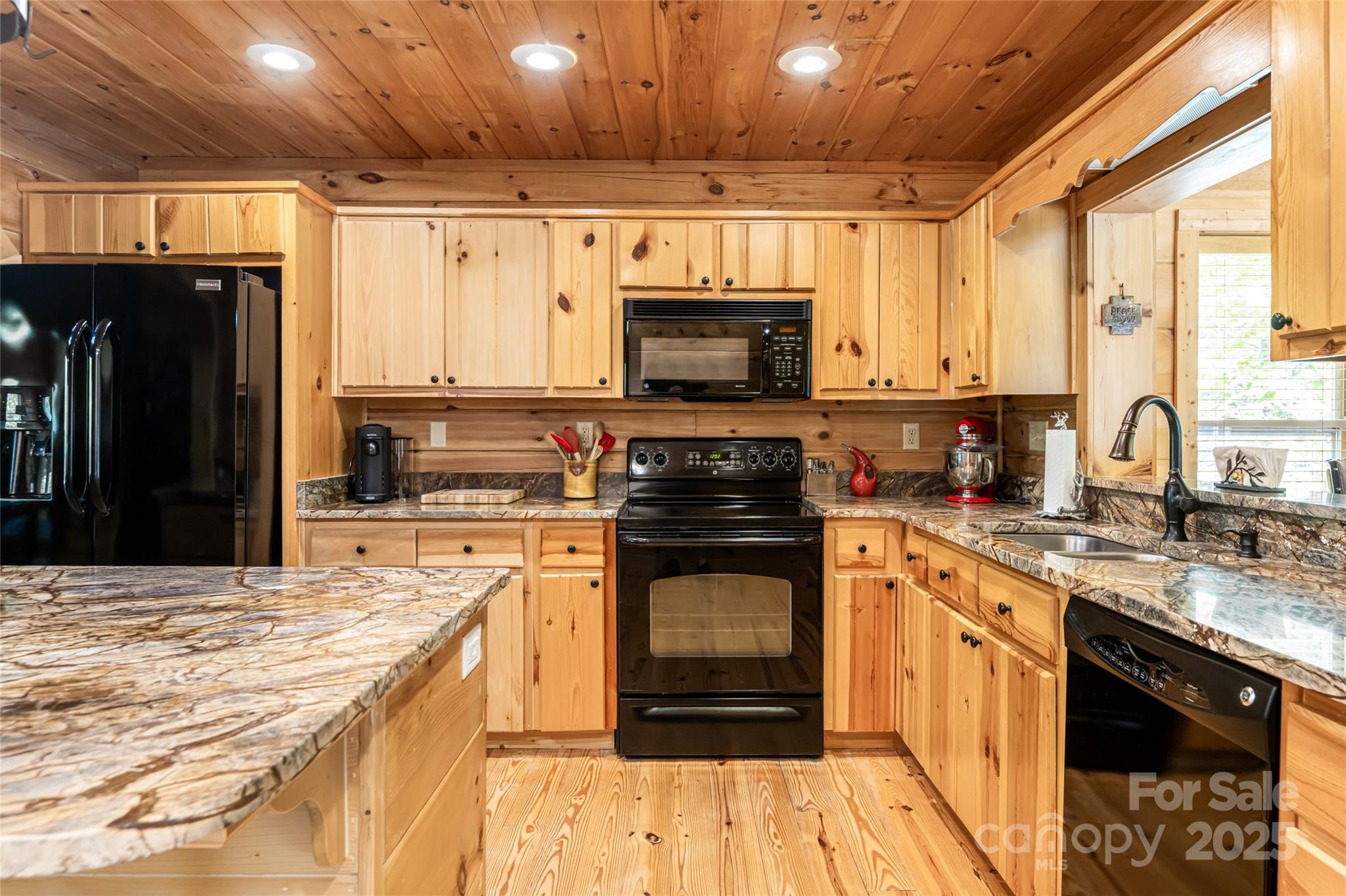 2117 Deep Woods Drive Hendersonville NC 28739